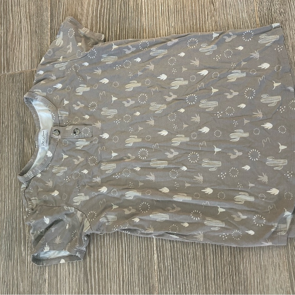 Kids Short Sleeve Tee in Gray with Cactus Print